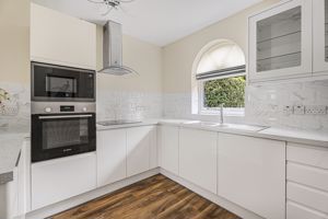 Kitchen- click for photo gallery